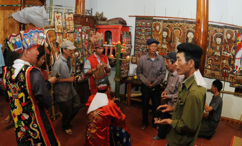 Văn hóa và Du lịch: Mô hình Làng văn hoá du lịch dân tộc Dao