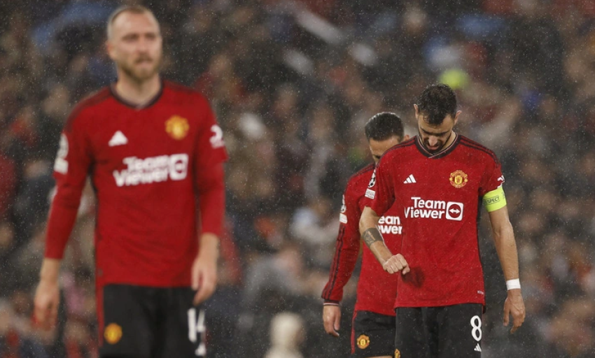 Phòng ngự thảm họa, Man United thua ngược Galatasaray
