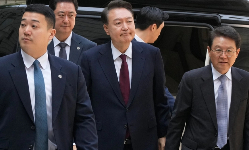 Hàn Quốc truy tố cựu Tổng thống Yoon Suk Yeol tội 'tiếp tay cho kẻ thù'