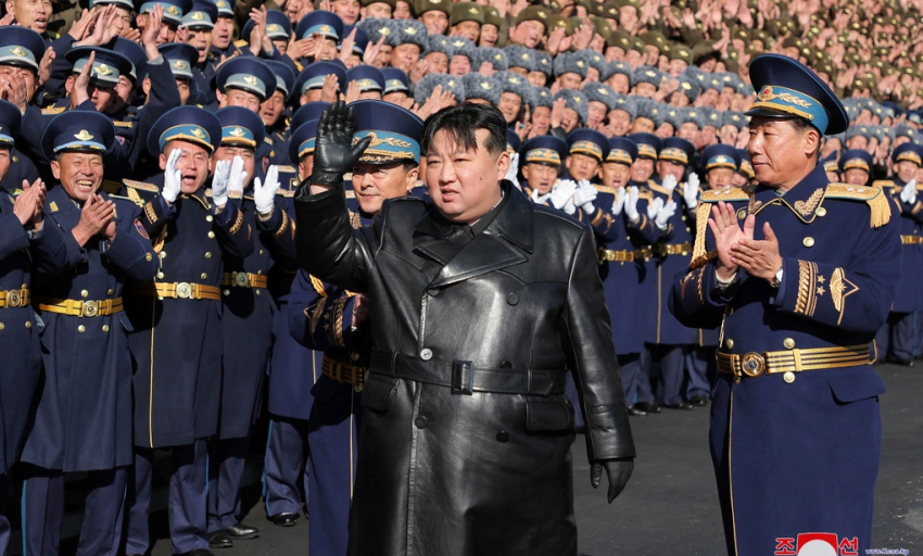 Ông Kim Jong-un lệnh quân đội sẵn sàng tác chiến