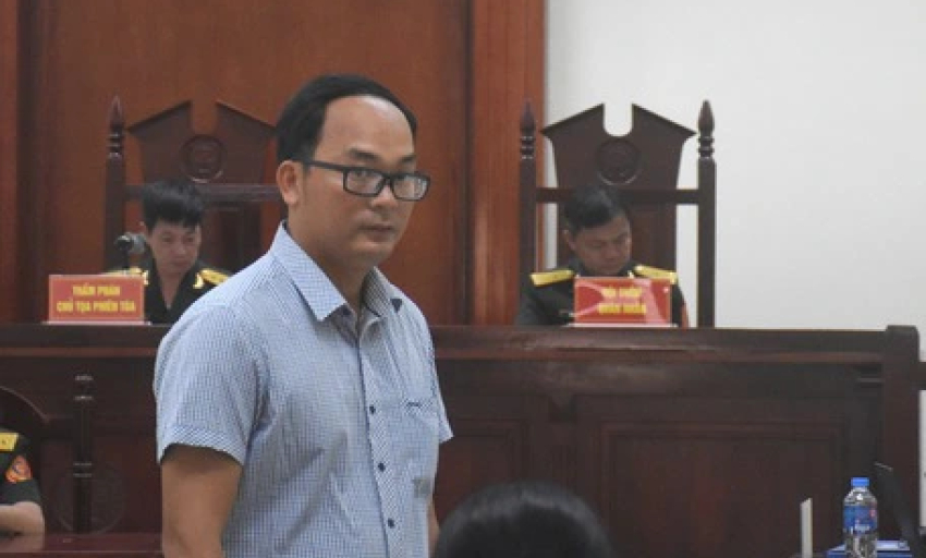 Tòa án tuyên 14 tháng tù với cựu thiếu tá quân đội tông chết nữ sinh ở Ninh Thuận