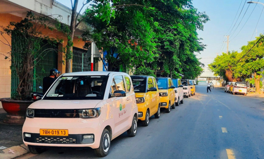 Taxi giá rẻ nở rộ