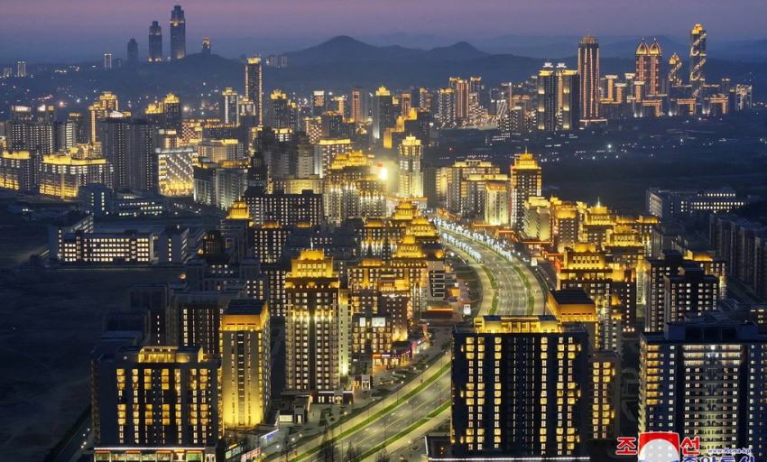 Triều Tiên khánh thành 10.000 căn hộ mới ở Bình Nhưỡng