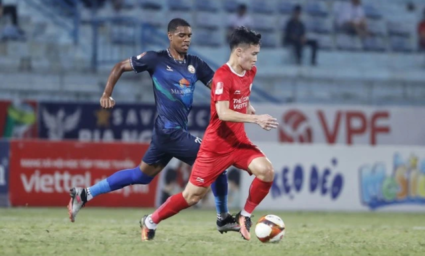 HLV Kim Sang-sik sẽ thay đổi nghịch lý V-League ở đội tuyển Việt Nam?