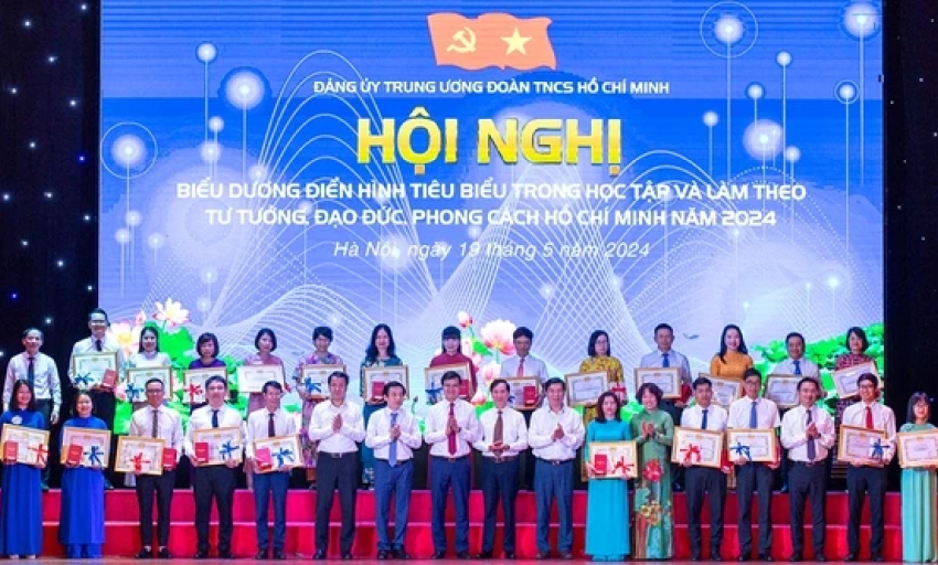 Người trẻ học Bác để khát khao cống hiến cho cộng đồng