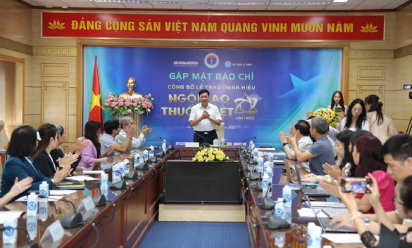 Vinh danh 68 sản phẩm ‘Ngôi sao thuốc Việt’ lần thứ 2