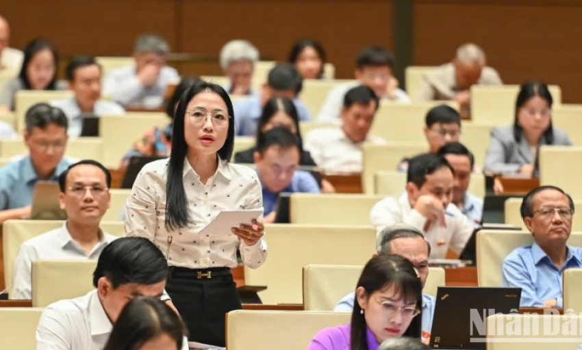 Cần thiết luật hóa dạy thêm, học thêm