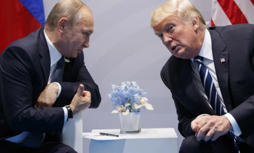 Những nước cờ "ẩn" trước điện đàm giữa hai tổng thống Donald Trump - Vladimir Putin