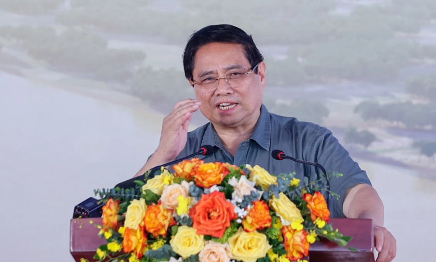 Thủ tướng cảm ơn người dân sẵn sàng 'nhường đất' cho cầu Tứ Liên