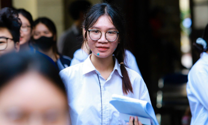 Thủ tướng: Không vì sắp xếp bộ máy mà ảnh hưởng đến kỳ thi tốt nghiệp THPT năm 2025