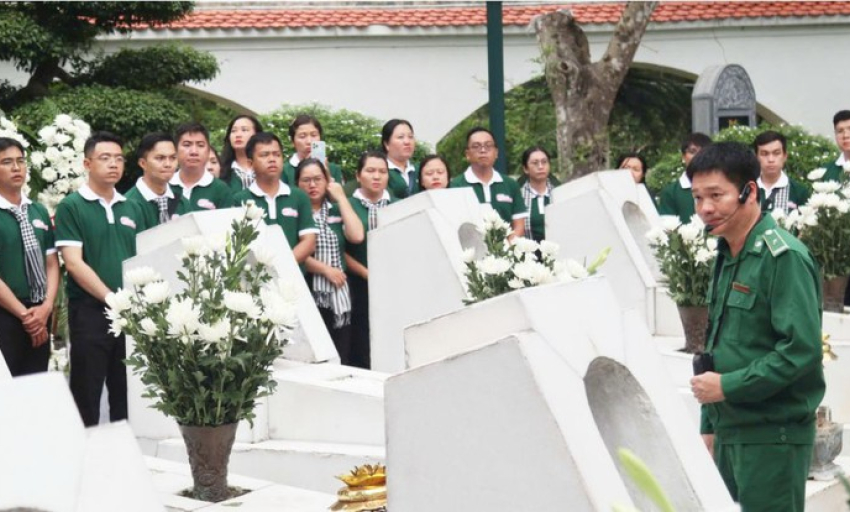 Từ bến Nhà Rồng đến Làng Sen: Đi để hiểu và đóng góp nhiều hơn