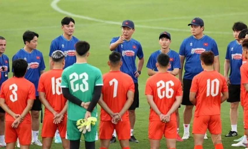 Tuyển Việt Nam mất loạt ngôi sao vì chấn thương