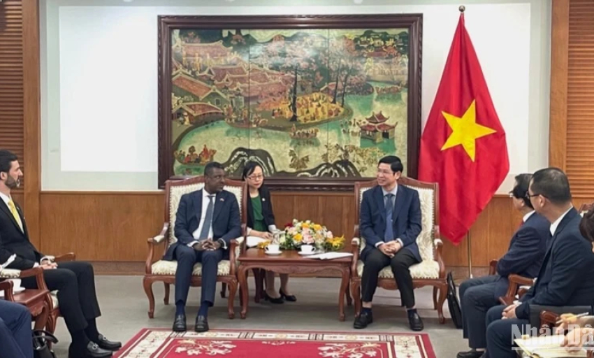 Việt Nam và Dominica mở rộng hợp tác văn hóa, du lịch, thể thao