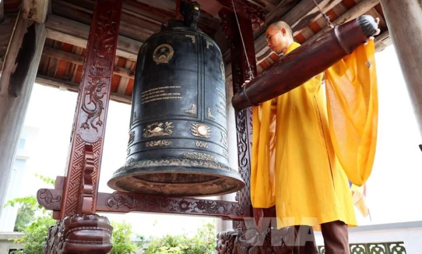 6h ngày 1-7, tất cả các chùa, tự viện trên cả nước sẽ đồng loạt cử ba hồi chuông