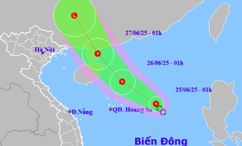 Áp thấp nhiệt đới gây gió giật cấp 9, sóng cao 4 m ở Hoàng Sa
