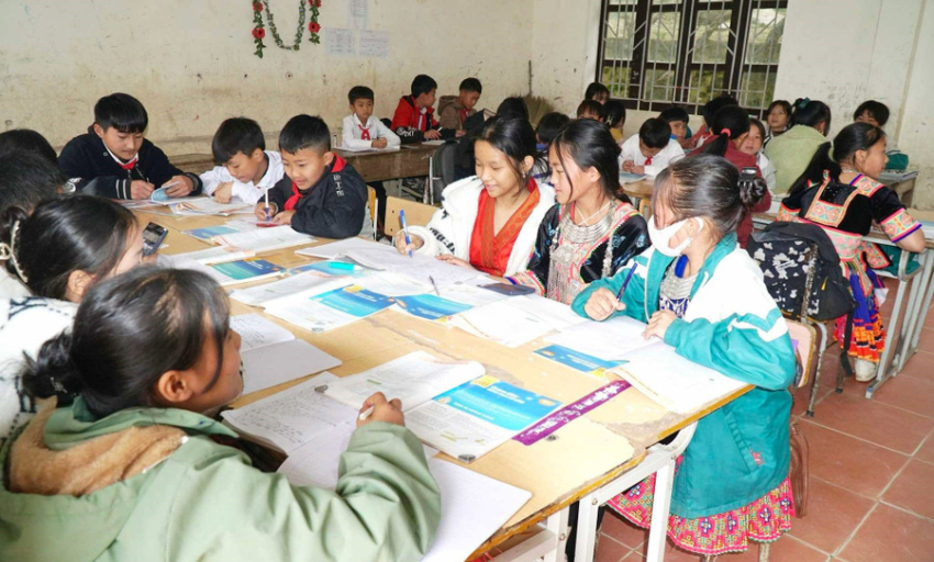 Cần chính sách đặc thù phát huy hiệu quả mô hình trường dân tộc bán trú