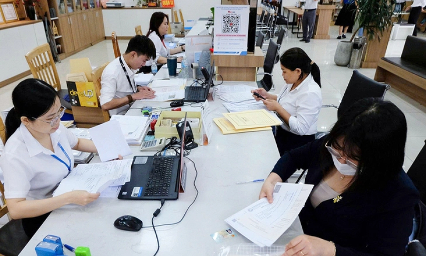 Chính phủ ban hành quy định mới về đối tượng tinh giản biên chế, cơ chế hỗ trợ nghỉ việc