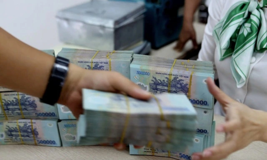 Được phép dùng hàng loạt quỹ để chi chế độ cho cán bộ nghỉ hưu sớm