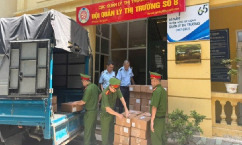 Hà Nội thu giữ hơn 5.000 sản phẩm mỹ phẩm Hàn Quốc “trôi nổi”