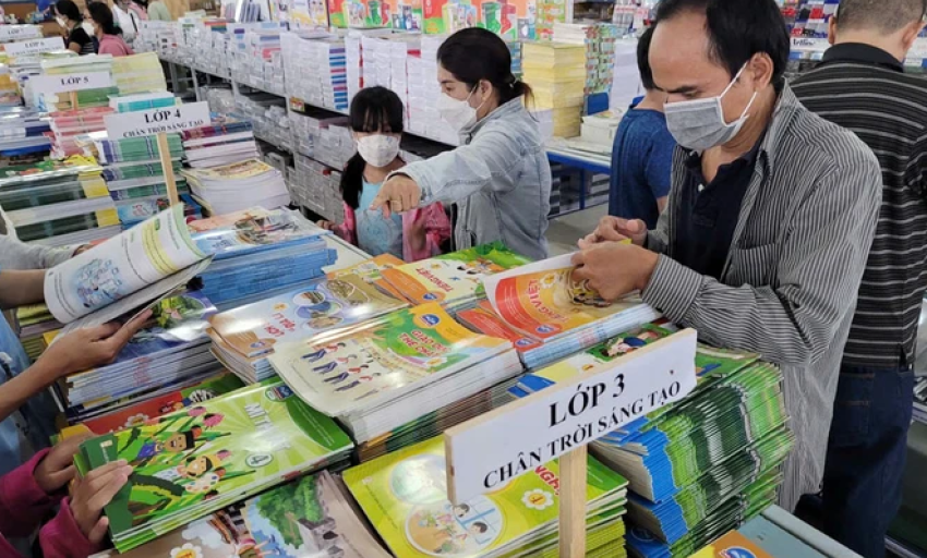 Hạn chế đến mức thấp nhất thay đổi sách giáo khoa