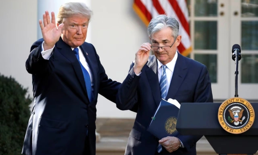 Ông Trump ám chỉ sa thải Chủ tịch Fed