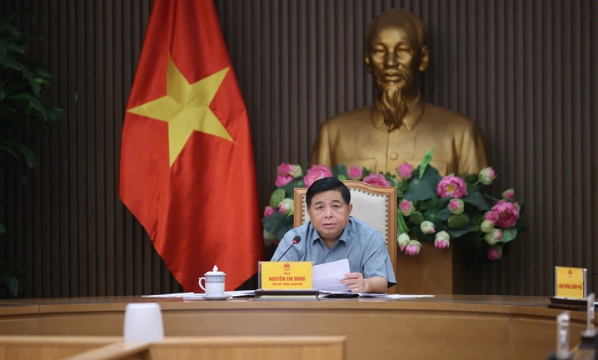 Phó thủ tướng: Nhiều dịch vụ công trực tuyến vẫn yêu cầu người dân nộp lại giấy tờ
