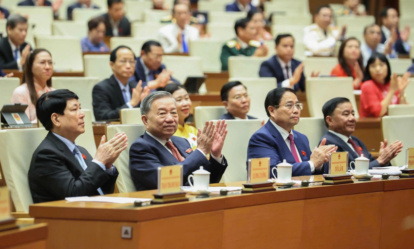 Quyết sách khởi đầu cho cách mạng thể chế