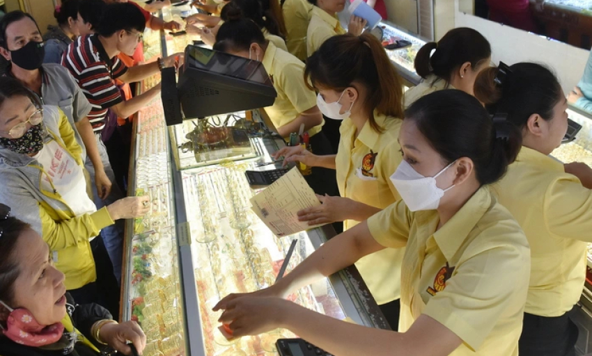Sáng 11-6, giá vàng miếng SJC tăng hơn 1 triệu đồng mỗi lượng