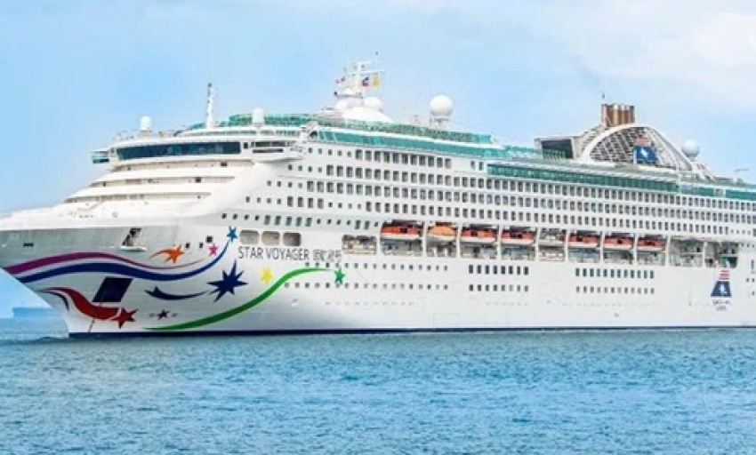 Tàu 5 sao Star Voyager đón khách du lịch từ Thành phố Hồ Chí Minh đến Singapore