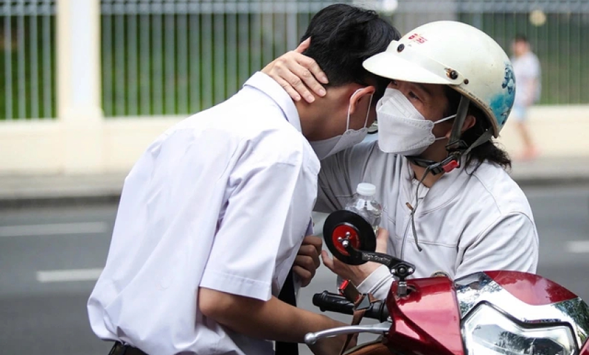 Thi tốt nghiệp THPT 2025: Đề thi một số môn 'quá khó', vì sao?