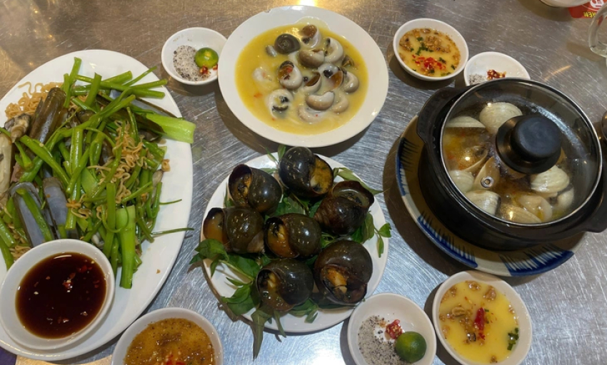 Thiếu vi chất gì khiến da khô, tóc mỏng dễ rụng, móng tay giòn dễ gãy?