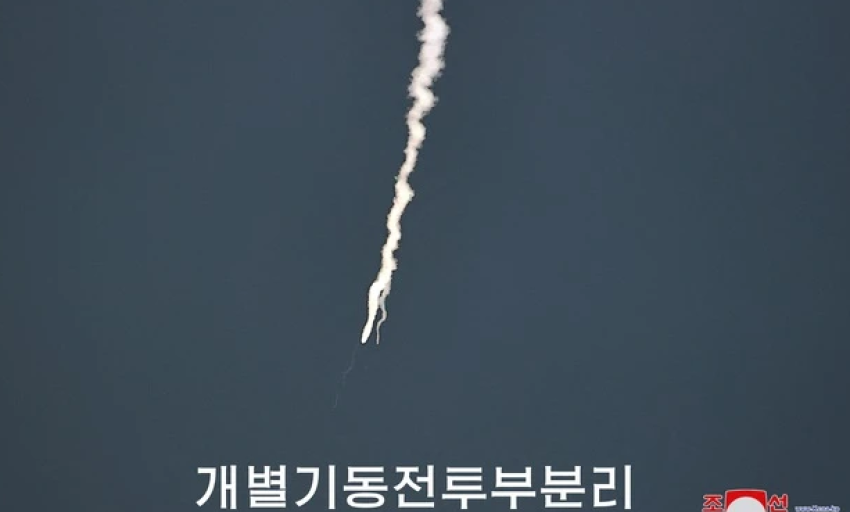 Triều Tiên xác nhận phóng tên lửa đạn đạo mang đầu đạn siêu lớn