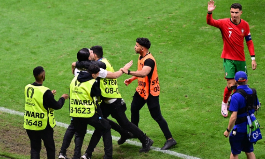UEFA điều tra vụ nhân viên bảo vệ sân đánh đập dã man cổ động viên ở Euro 2024
