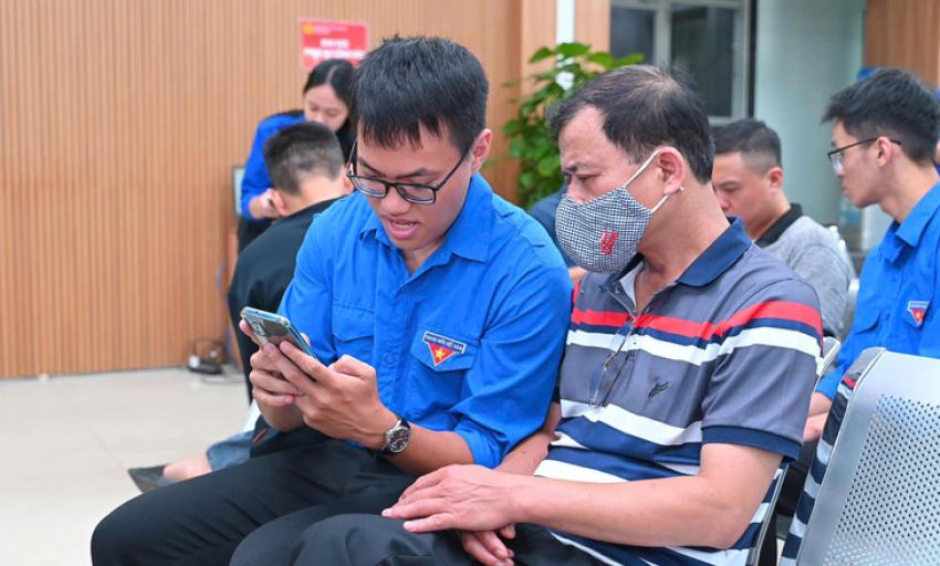 241.000 thanh niên tình nguyện toàn quốc hỗ trợ chính quyền 2 cấp giải quyết thủ tục hành chính