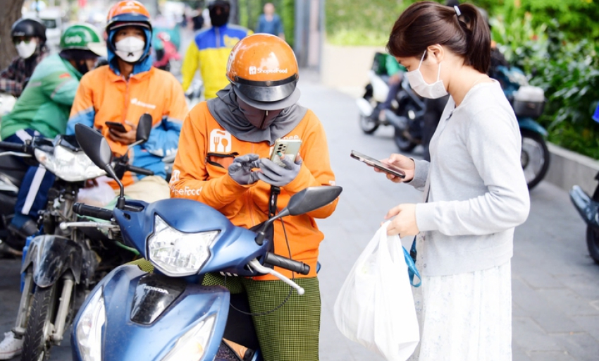 App giao đồ ăn vào đường đua mới
