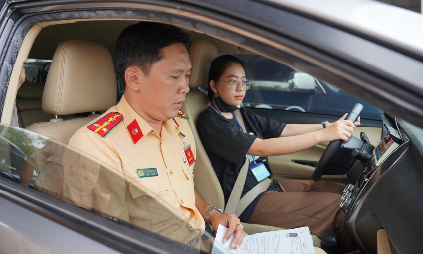 CSGT quản lý sát hạch bằng lái xe: Vì sao nhiều người thi rớt?