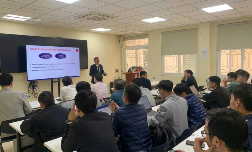 Đại học Quốc gia Hà Nội thí điểm mời 100 giáo sư thỉnh giảng