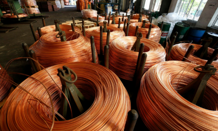 Giá đồng tăng kỷ lục sau đe dọa áp thuế 50% của ông Trump