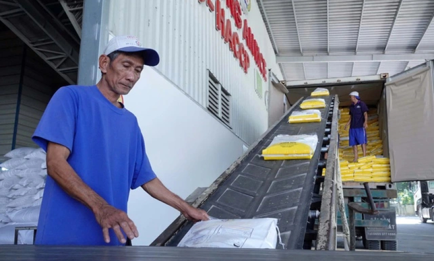Hai ngành tỉ USD kiến nghị bỏ thuế VAT