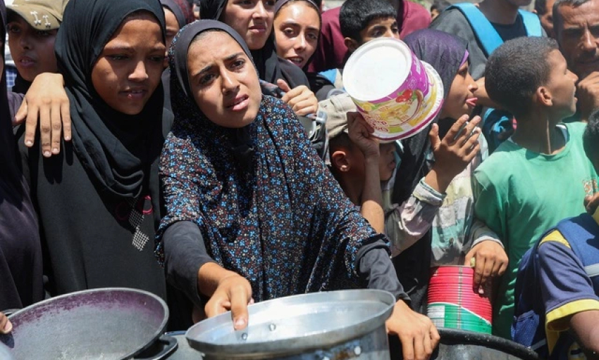 Hàng chục người ở Gaza chết đói
