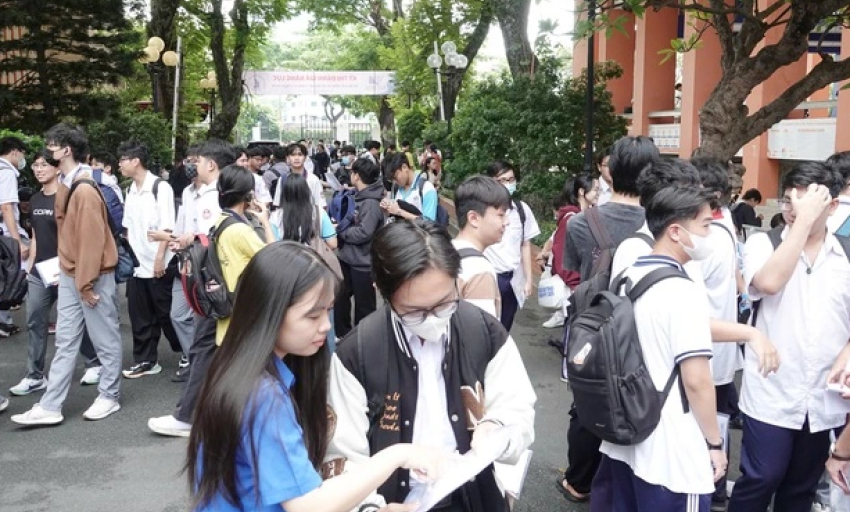 Học phí đào tạo bác sĩ Trường ĐH Khoa học Sức khỏe tăng lên 70 triệu đồng/năm