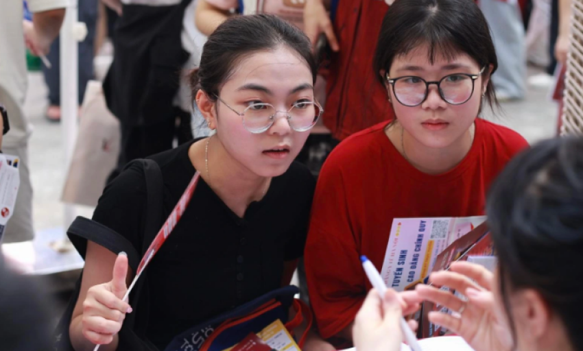 Học viện Ngân hàng quy định điểm chuẩn khối C cao hơn khối còn lại 2,5 điểm