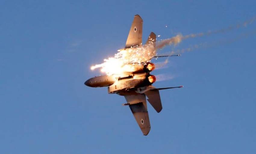 Israel tấn công 3 cảng biển, 1 nhà máy điện của Houthi