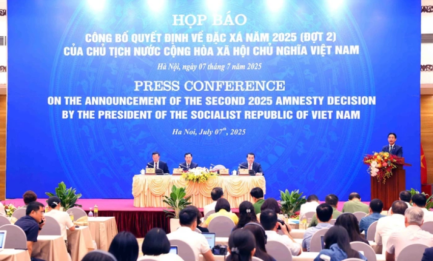 Không để xảy ra tiêu cực, sai sót khi thực hiện đặc xá năm 2025