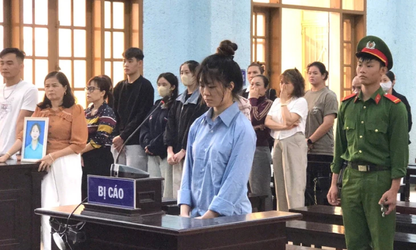Nữ sinh lớp 12 đâm chết nữ sinh lớp 11: Bị phạt 18 năm tù chỉ vì mâu thuẫn nhỏ trên mạng xã hội