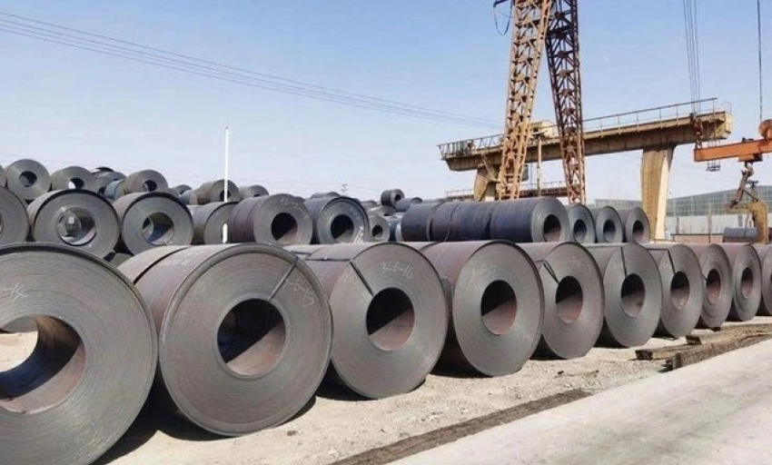 Thép cán nóng khổ rộng nhập khẩu tăng 26 lần