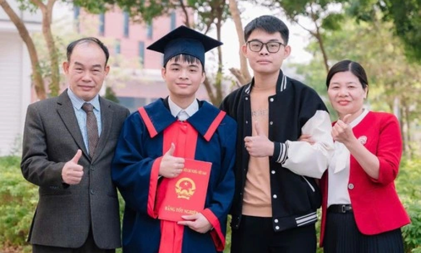 Thủ khoa khối A00 đạt điểm tuyệt đối 30/30