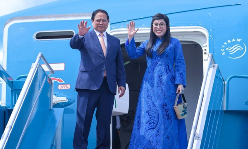 Thủ tướng Phạm Minh Chính và Phu nhân lên đường dự Hội nghị Thượng đỉnh BRICS mở rộng