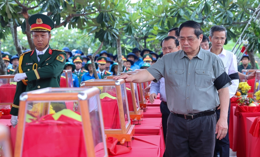 Thủ tướng: 'Tiếp tục làm hết sức mình để không một liệt sĩ nào bị lãng quên'