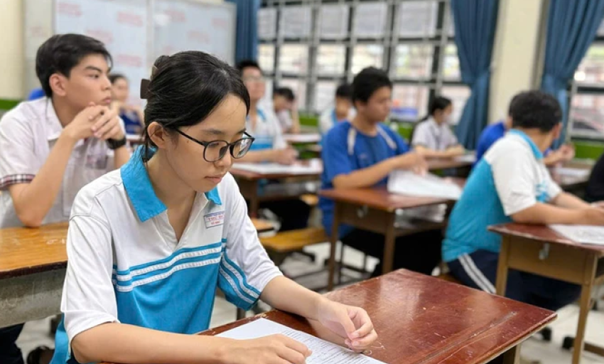 Trường ĐH sơ tuyển học bạ để kiếm điểm ưu tiên